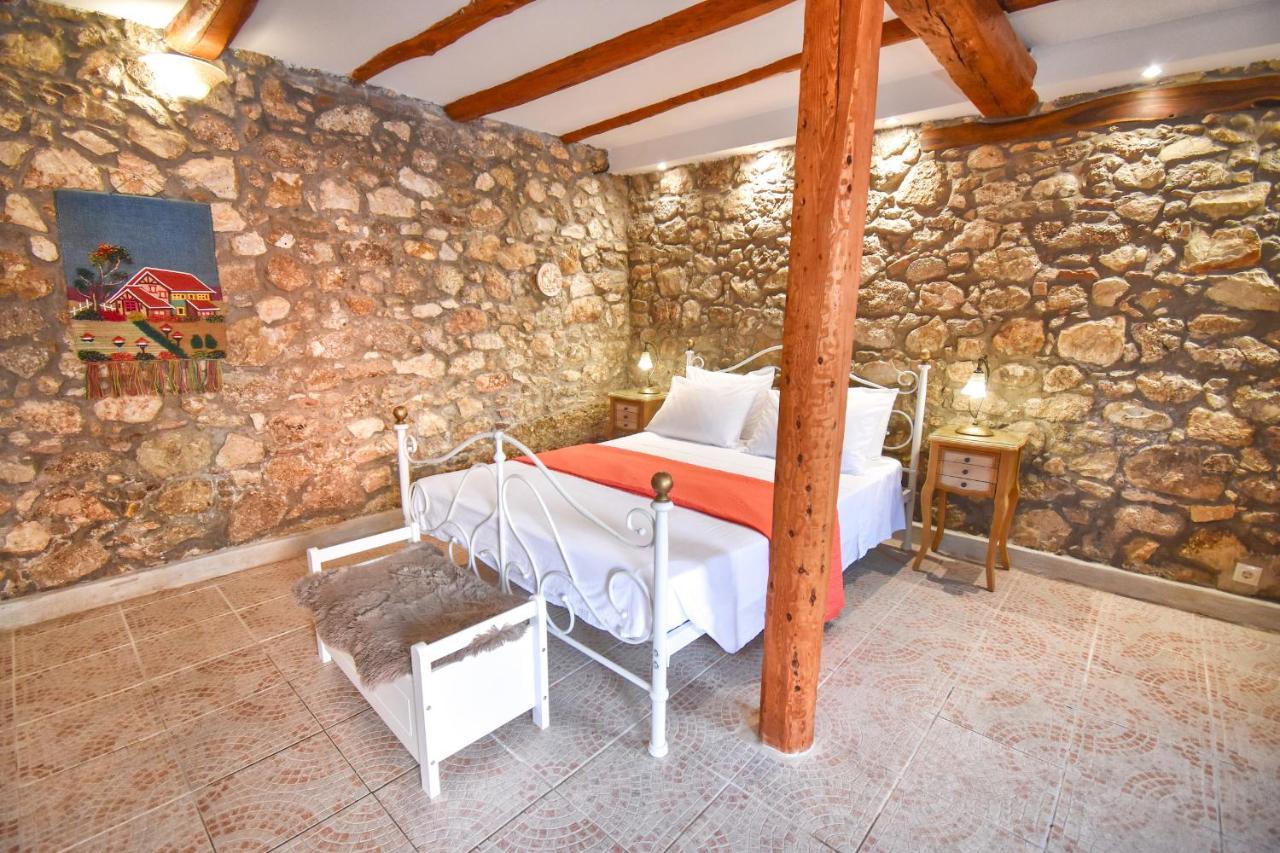 The Stone Suite Moraitika Exterior photo